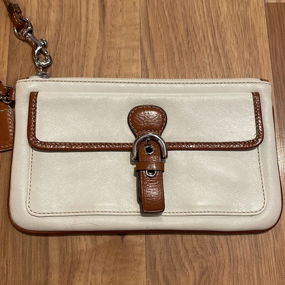 Coach White & Brown Leather Wristlet - Picture 3 of 7